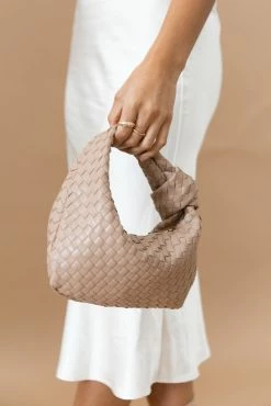 Alma Woven Shoulder Bag - Beige