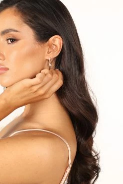 Jaden Drop Earrings - Gold 6 Jaden Drop Earrings - Gold -Dress Shop petal and pup usa accessories jaden drop earrings gold one size 33871082258609