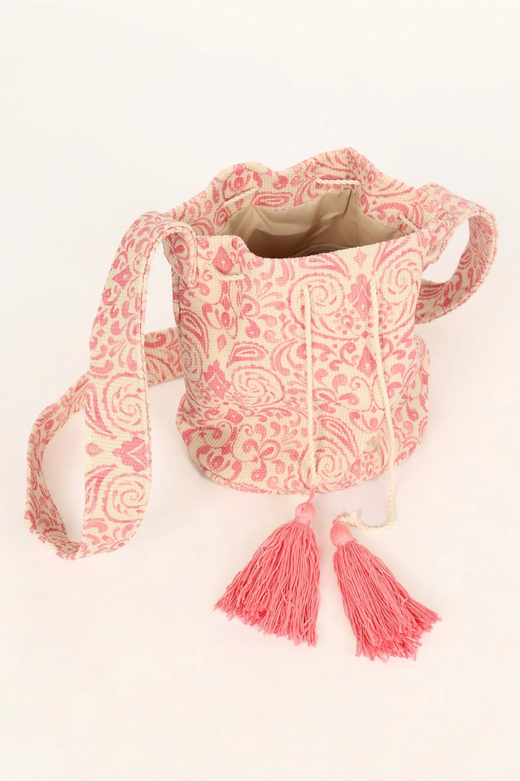 Magnolia Tassel Bag - Pink 2 Magnolia Tassel Bag - Pink - Image 2