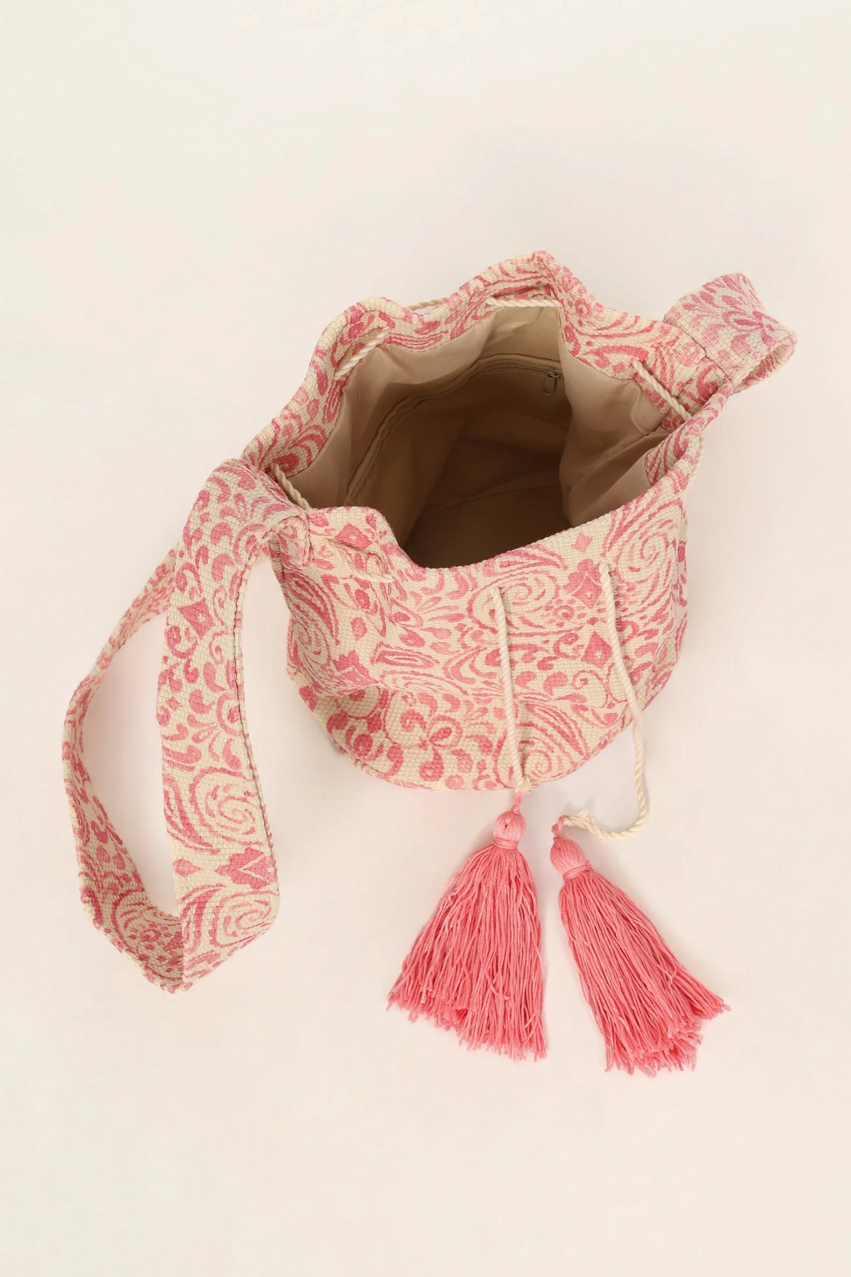 Magnolia Tassel Bag - Pink 4 Magnolia Tassel Bag - Pink - Image 4