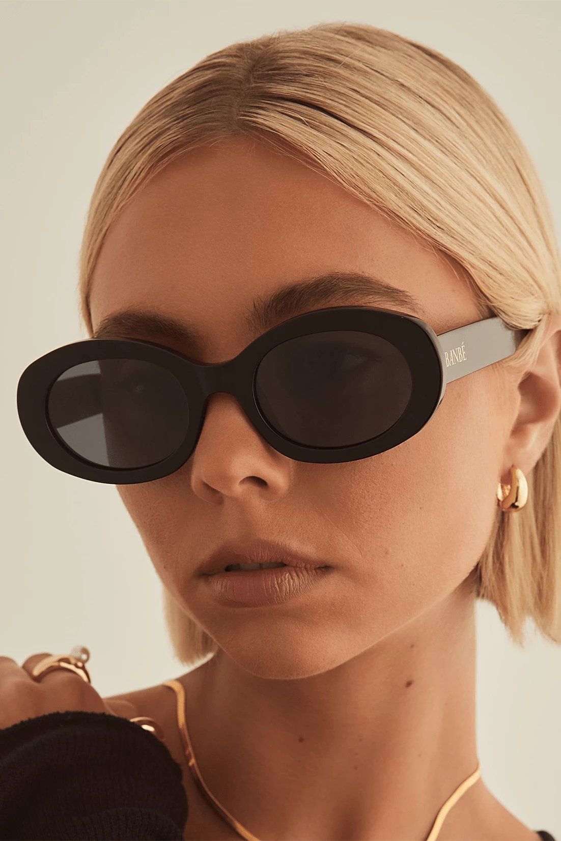 The Miranda - Black 1 The Miranda - Black