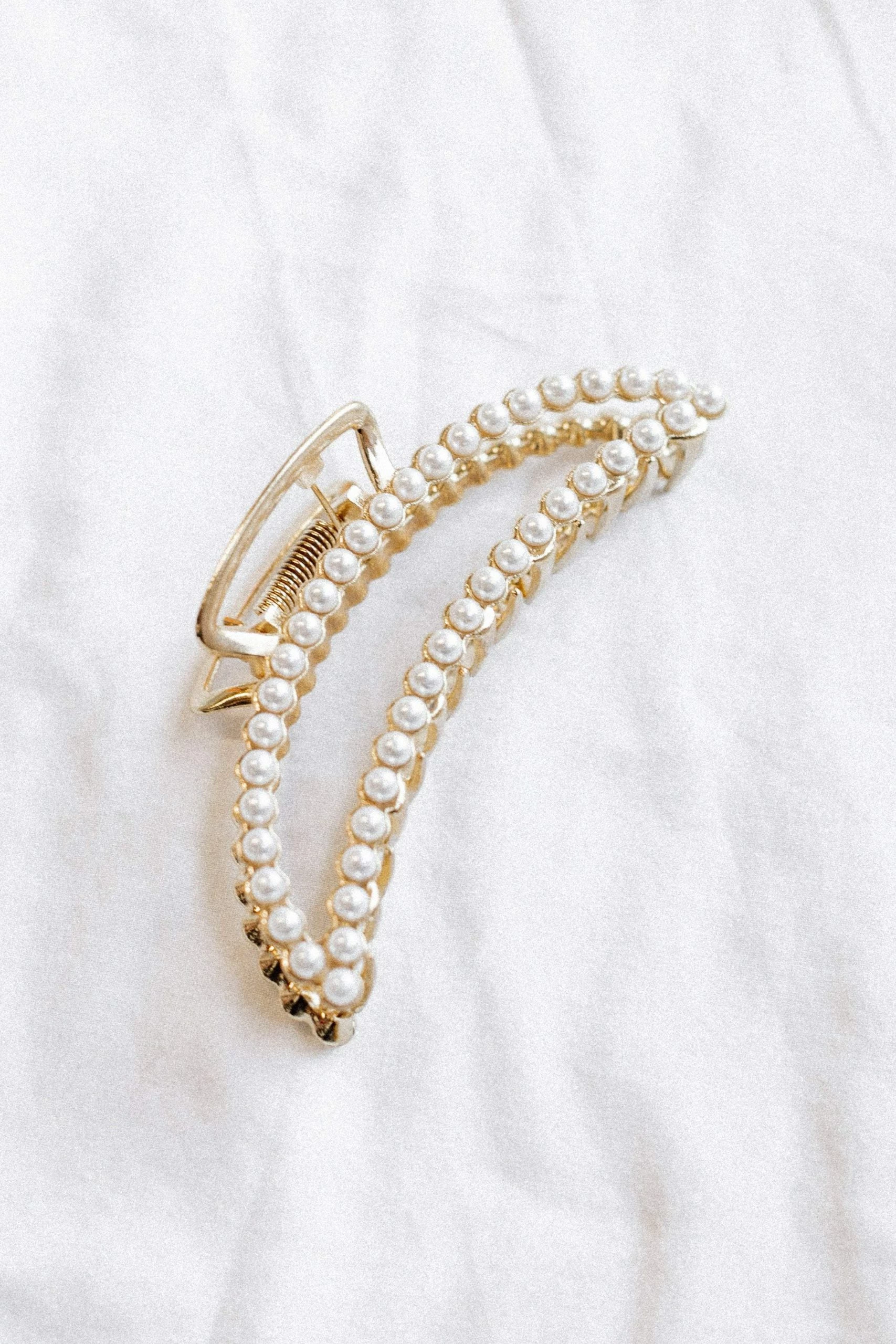 Triska Hairclip - Pearl 7 Triska Hairclip - Pearl - Image 7