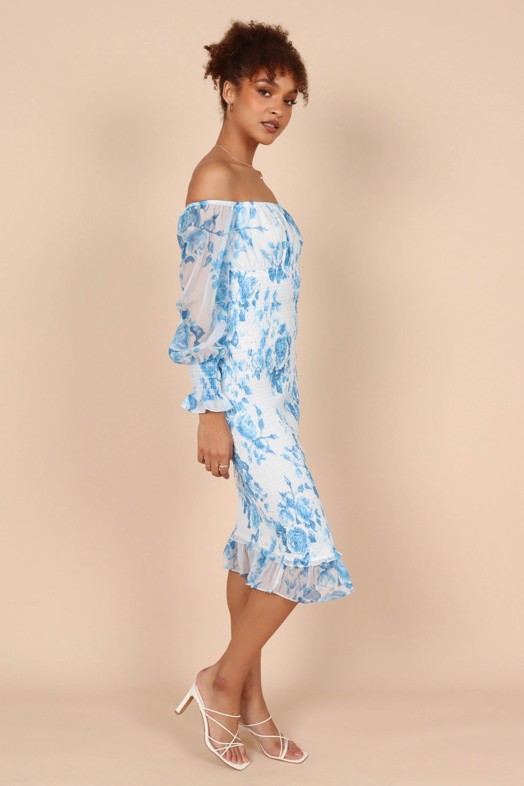 Affie Off Shoulder Midi Dress - Blue Floral 6 Affie Off Shoulder Midi Dress - Blue Floral - Image 6