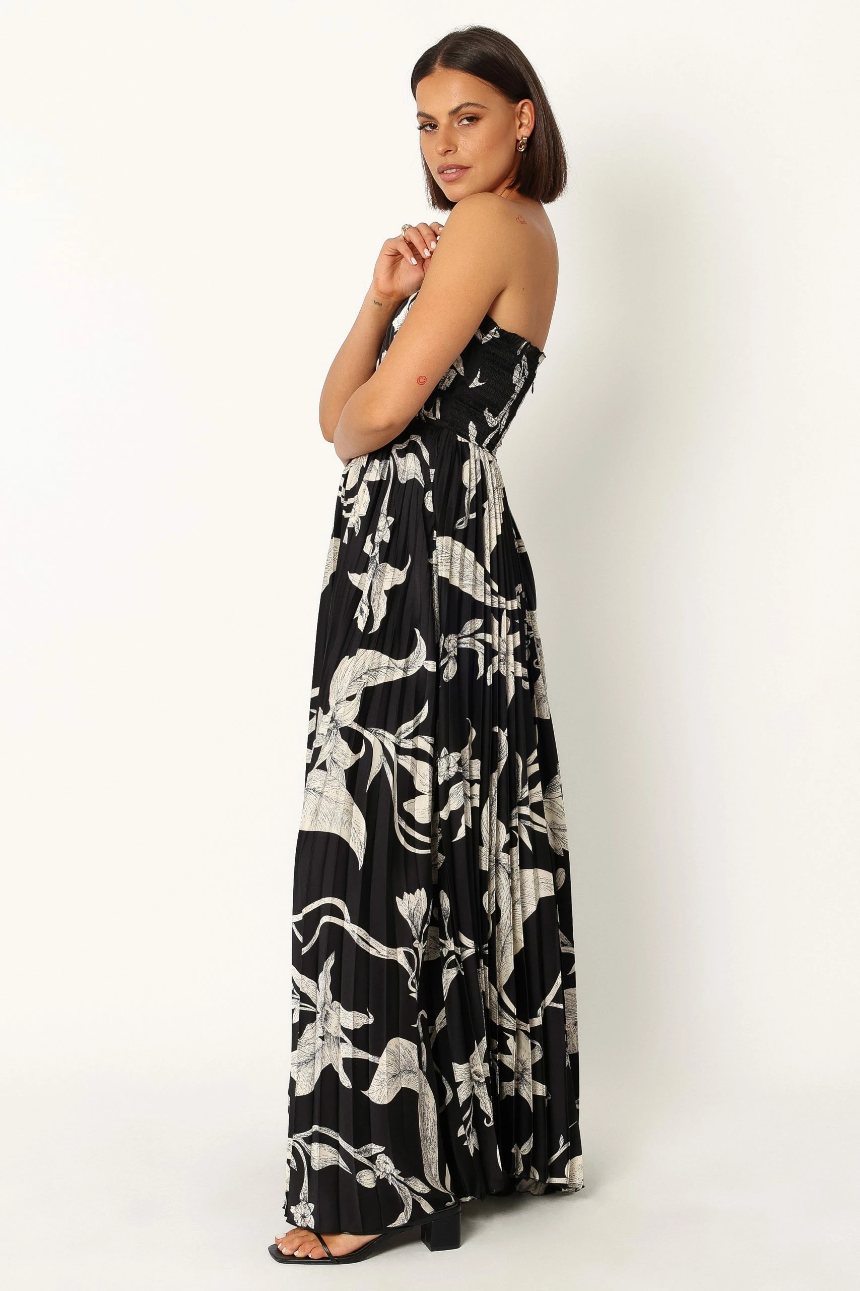 Angelique Strapless Maxi Dress - Black Floral 6 Angelique Strapless Maxi Dress - Black Floral - Image 6