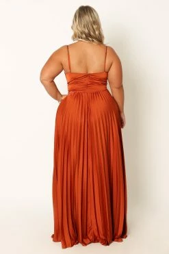 Naira Pleated Maxi Dress - Sunset Orange 28 Naira Pleated Maxi Dress - Sunset Orange -Dress Shop petal and pup usa dresses naira pleated maxi dress sunset orange 33968184852657