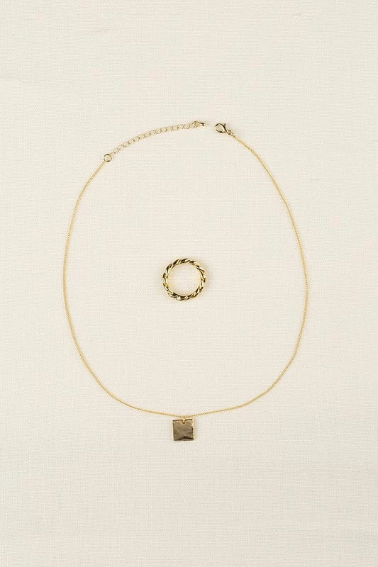 Pendant Necklace And Ring Set - Gold 3 Pendant Necklace And Ring Set - Gold - Image 3